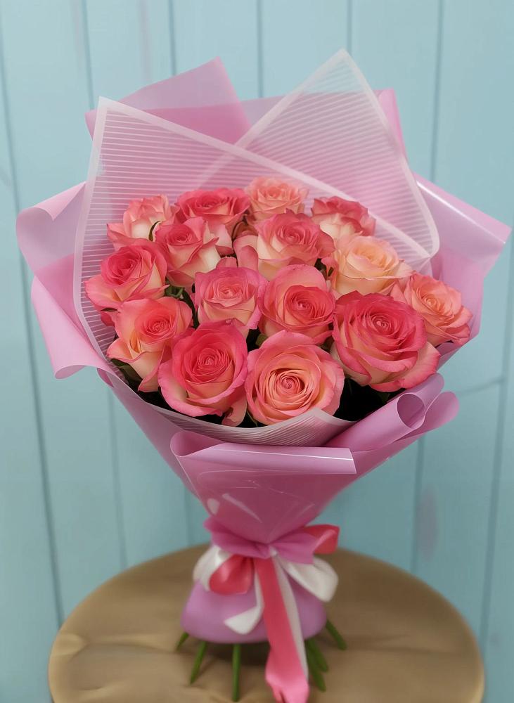Букет 15 Розовых роз Равель в Зуе