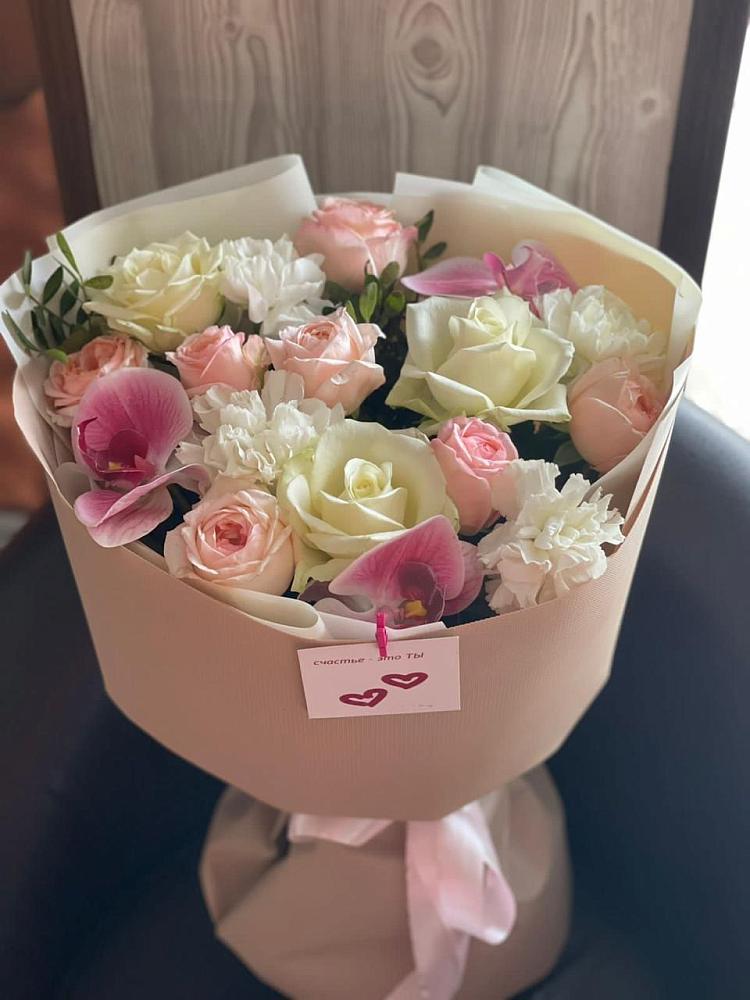 Букет цветов из: Орхидеи, Розы и Гвоздики в Зуе