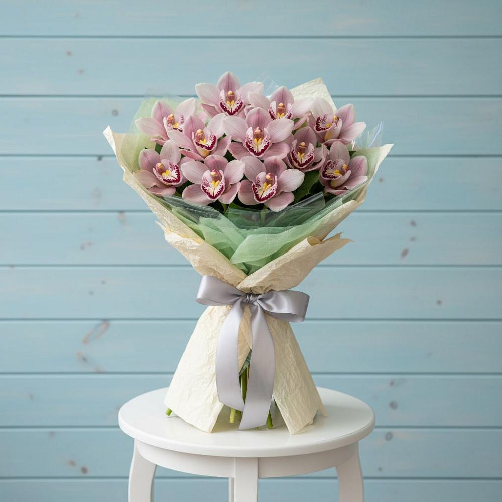 Букет цветов из: Орхидеи и Розы в Зуе