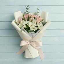 Букет цветов из:  Альстромерии в Зуе