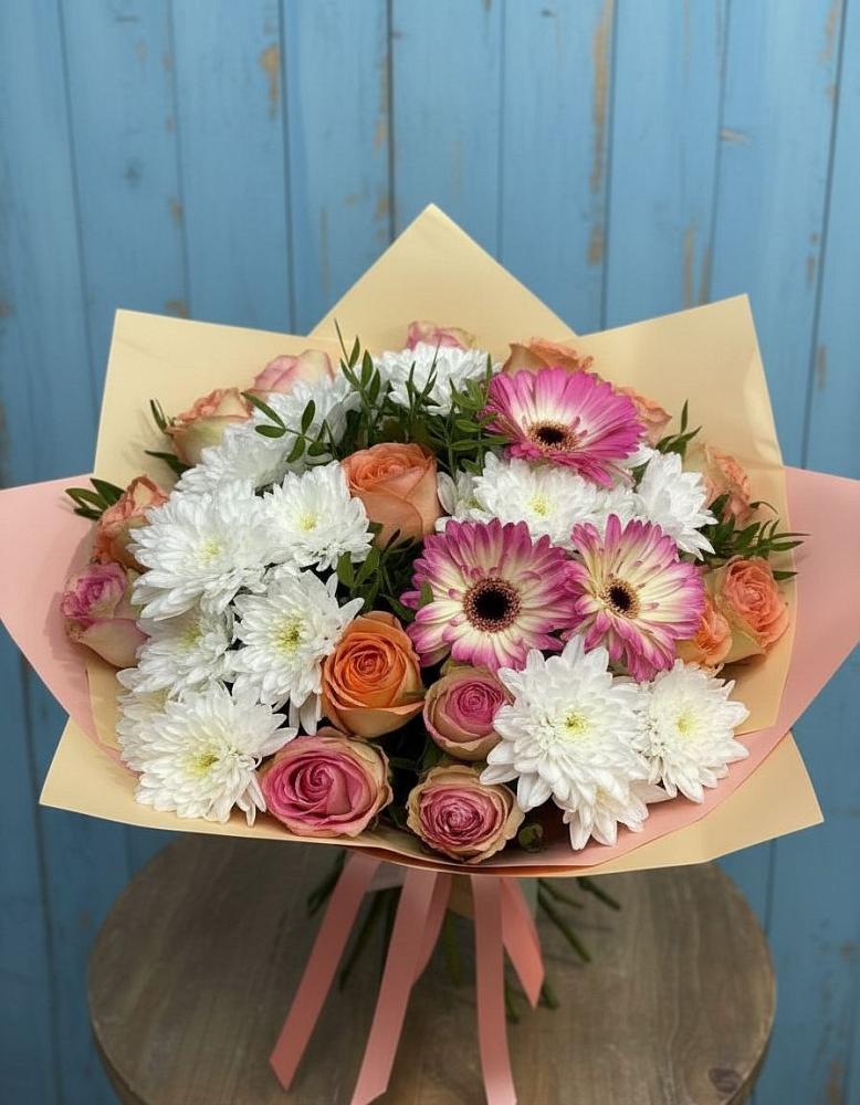Букет цветов из: Розы, Герберы и Хризантемы в Зуе