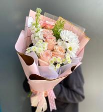 Букет цветов из:  Хризантемы и Розы в Зуе