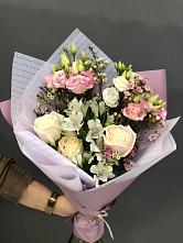Букет цветов из:  Альстромерии, Розы и Лизиантусы в Зуе
