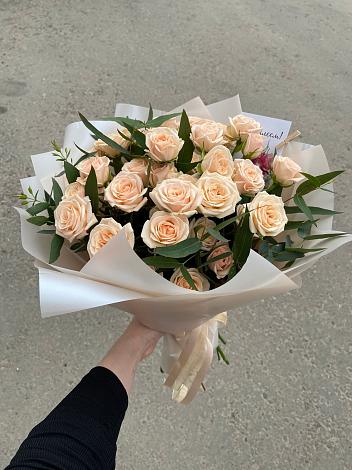Букет Кремовые розы Латте в Зуе