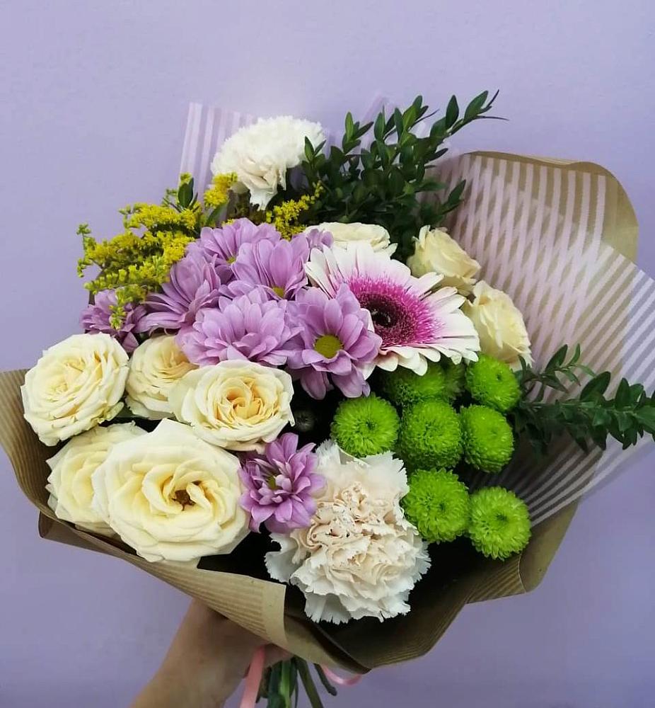 Букет цветов из: Хризантемы, Розы, Гвоздики и Герберы в Зуе