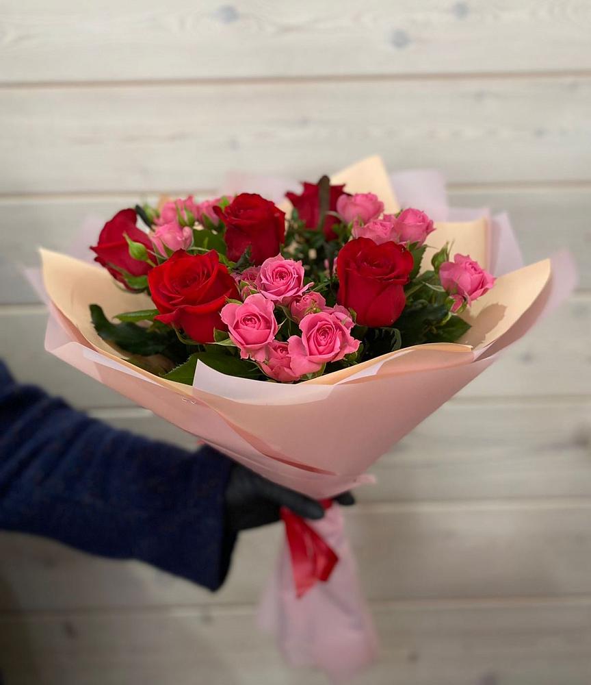 Букет цветов из: Розы в Зуе