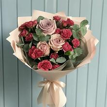 Букет цветов из:  Гвоздики и Розы #REPLACE_PRED# Зуе
