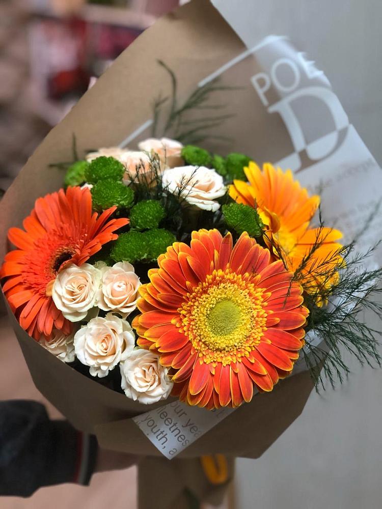 Букет цветов из: Герберы, Хризантемы и Розы в Зуе