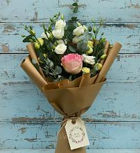 Букет цветов из:  Розы и Лизиантусы в Зуе