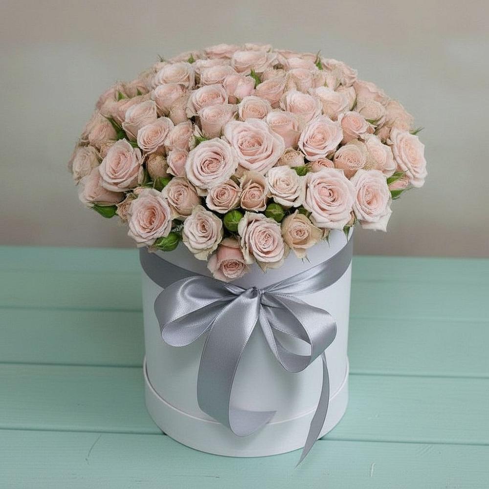 Цветочная композиция из Розы в шляпной коробке в Зуе