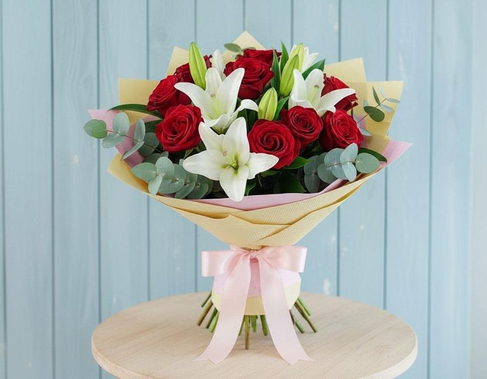 Букет цветов из: Лилии и Розы в Зуе